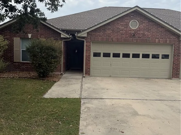 3020 Green Mountain Dr, New Braunfels, TX 78130