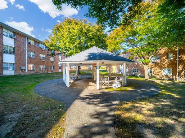 1103 Barclay Manor #11C, Newburgh, NY 12550