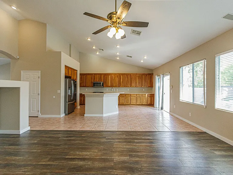 1344 Temporale Dr — Photo 11