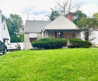 2nd image of 2044 Litchfield Ave