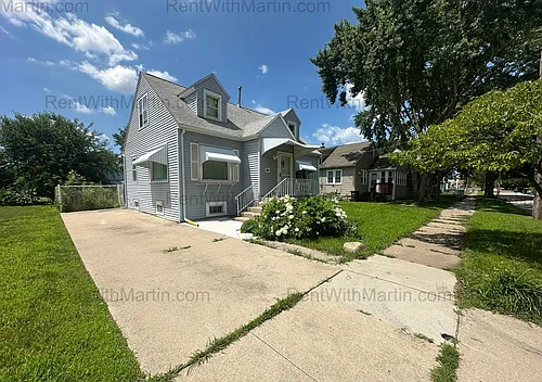 137 Hope Ave Photo 1