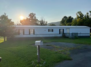 1013 Frosty Ln, Elizabethton, TN 37643