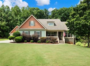 211 Raven Rdg, Jefferson, GA 30549