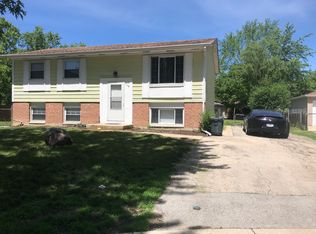 119 Grove Ct, Bolingbrook, IL 60440