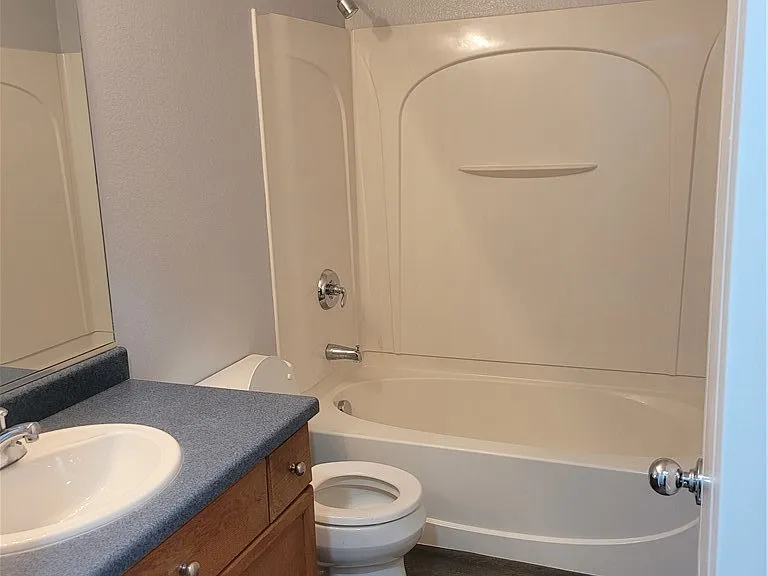 10564 Moultrie Ave — Photo 34