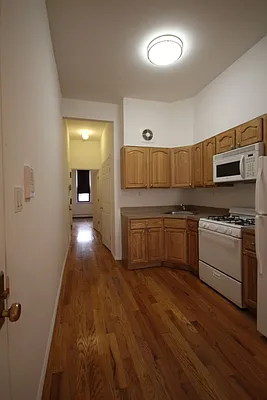 Rented by Nooklyn NYC LLC | media 38