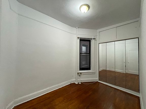 4th image of 337 E 88th St APT 4A