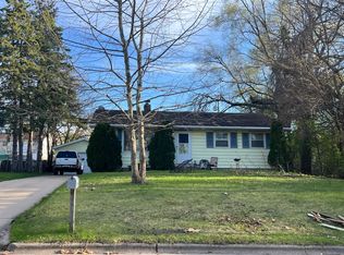 117 Ardmore Dr, Madison, WI 53713