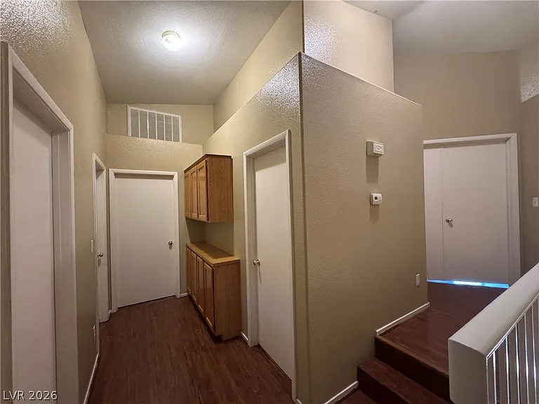 1326 Dusty Creek St — Photo 16
