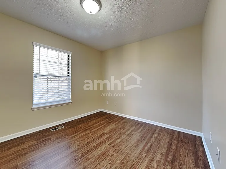 420 Randy Ln — Photo 13