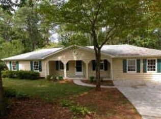 4899 Tarleton Dr, Lilburn, GA 30047