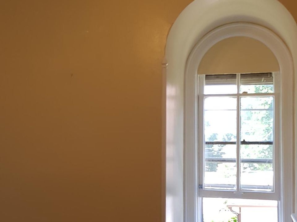 2nd image of 363 Prairie St APT 4