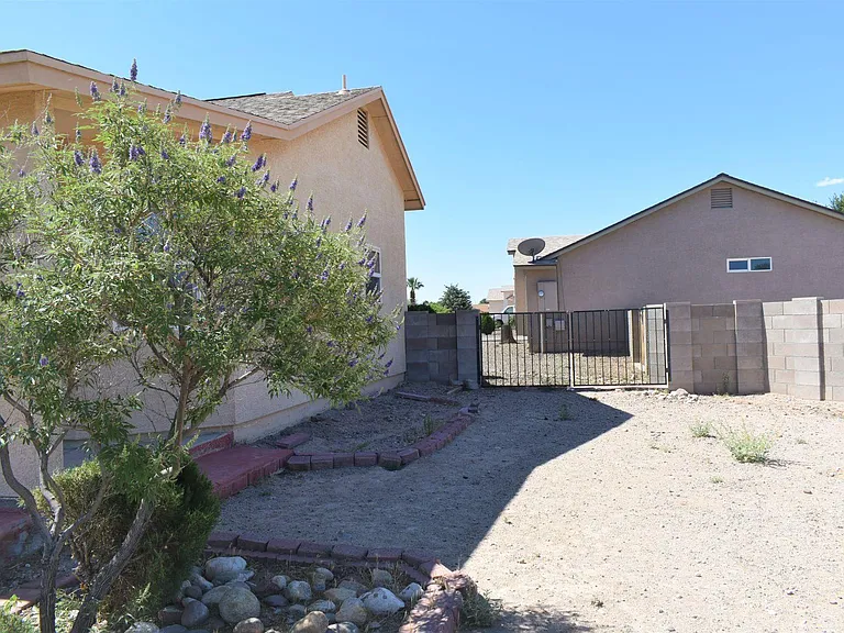 1506 S Pheasant Ln — Photo 35