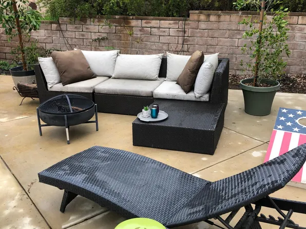 1411 El Cerrito Dr, Thousand Oaks, CA 91362