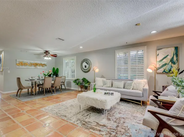 3274 Gifford Ln #A, Miami, FL 33133