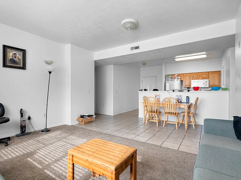 442 W 1430th St S #317 — Photo 4