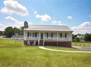 401 Central Rd, Clemmons, NC 27012