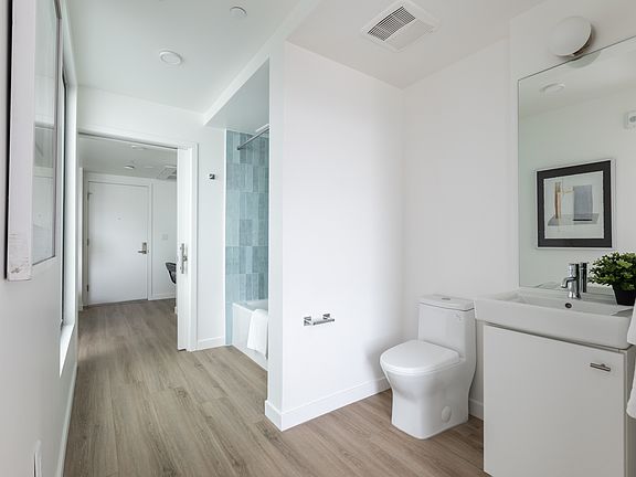 5th image of 4575 Santa Monica Blvd #403