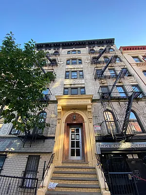 Rented by Corcoran | media 24