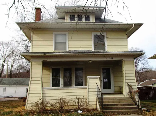 1305 Park St, Hamburg, IA 51640