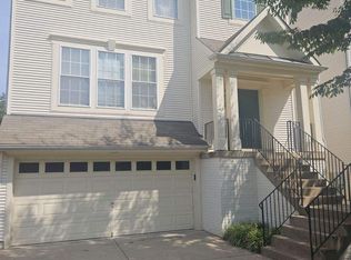 8909 Hanson Grove Ct, Manassas, VA 20109