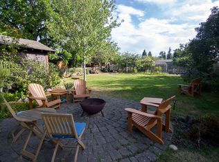 1311 W Illinois St, Bellingham, WA 98225