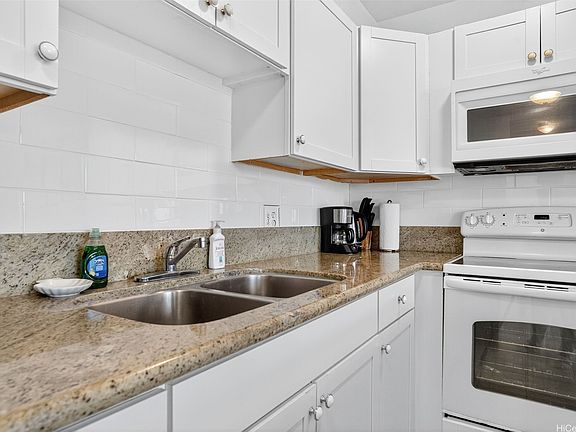 5th image of 201 Ohua Ave #1803-1