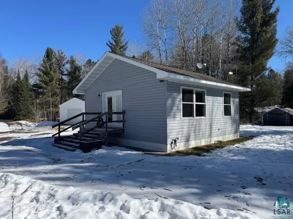 15081 Old Hart Lake Rd, Goodland, MN 55742