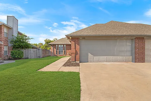 11909 Rhulen Ct Photo 1