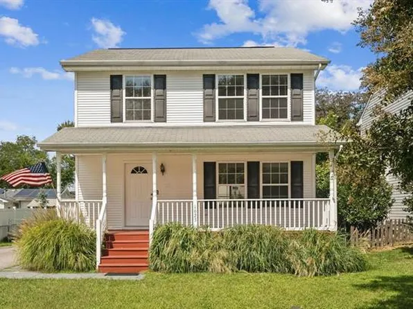 1623 Chesapeake Ln, Edgewater, MD 21037