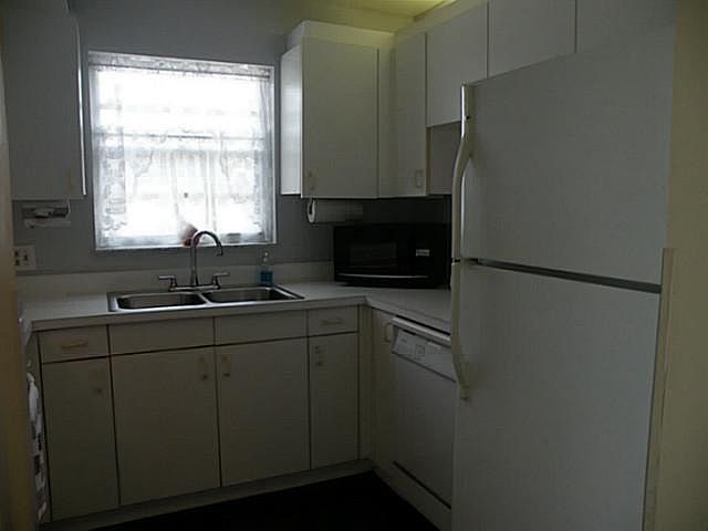 1st image of 1225 NW 21st St #1515