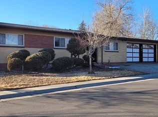 8205 W 17th Ave, Lakewood, CO 80214
