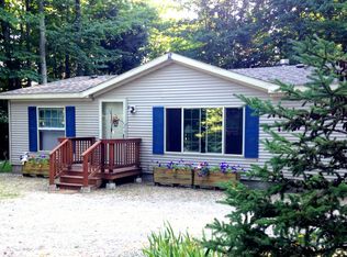 6874 Kelley Dr, Millersburg, MI 49759