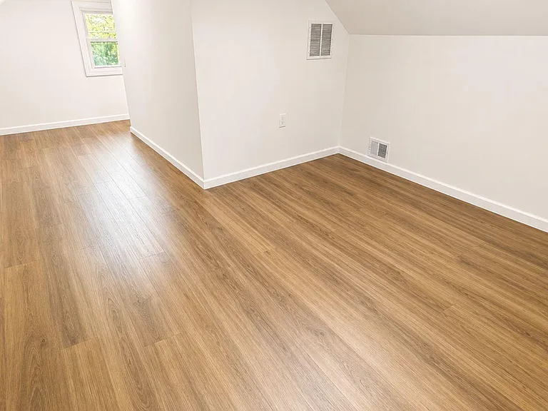 2220 Brunswick Ave — Photo 16