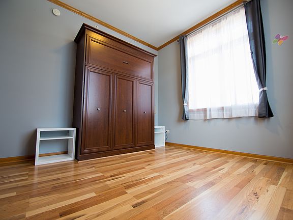 2nd Bedroom & Queen Murphy.