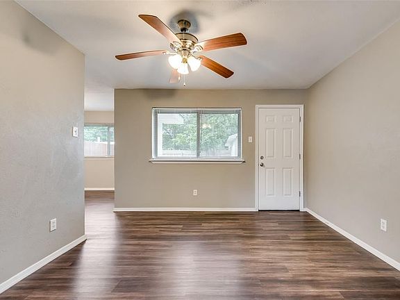 2nd image of 708 Willowbrook Dr