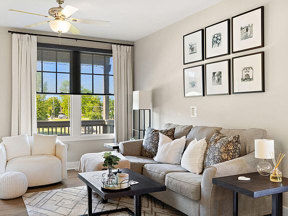 3rd image of 2084 Celadon Dr NE #89