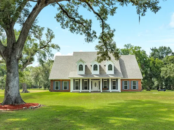 2211 County Road 36, Angleton, TX 77515