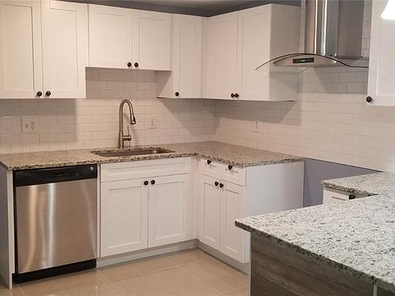 4th image of 3708 Patina Dr