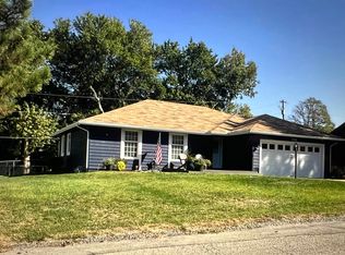 2538 SE 33rd Ter, Topeka, KS 66605