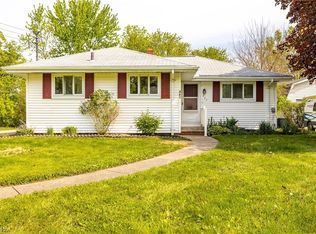 327 Harding St, Medina, OH 44256