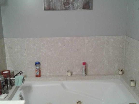 5th image of 213 Thomas Nolan Dr