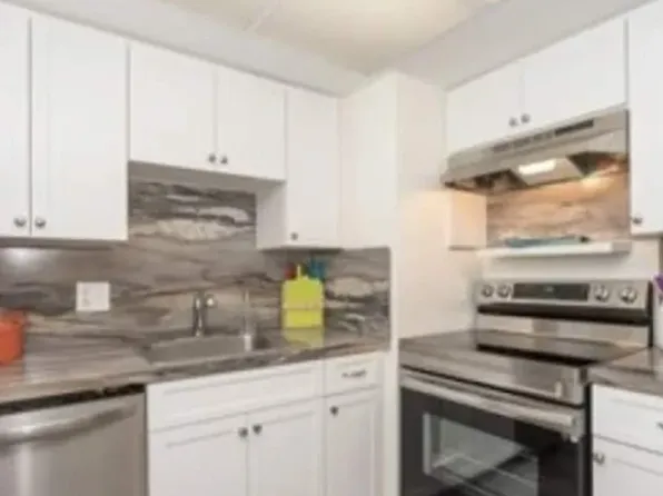 66 Boundary Blvd APT 280, Rotonda West, FL 33947