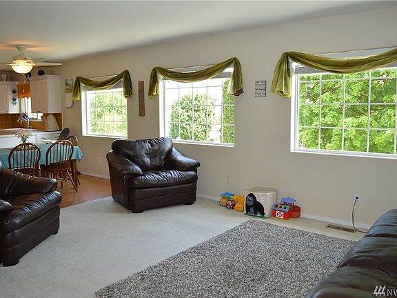 5th image of 659 5th Ave N