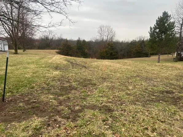 17012 Spring Beauty Dr, Unionville, MO 63565