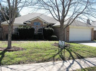 571 Tanglewood Dr, Burleson, TX 76028