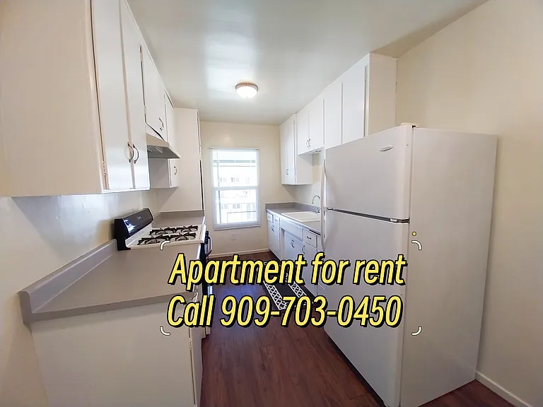 2993 N Garey Ave — Photo 7