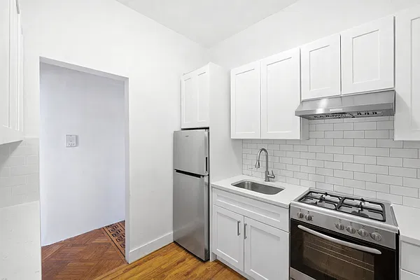 Kitchen, photo 1