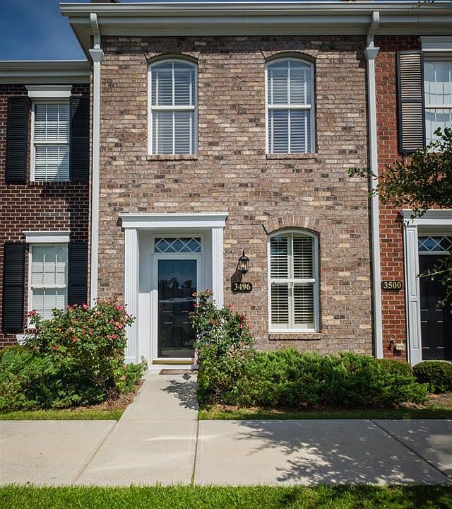 1st image of 3496 Alexandria Ave #3496