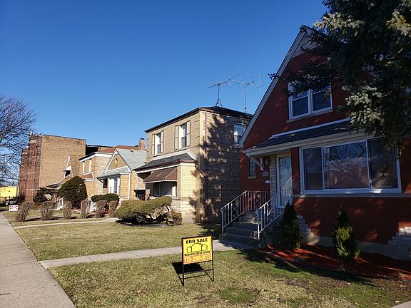 3rd image of 10745 S King Dr